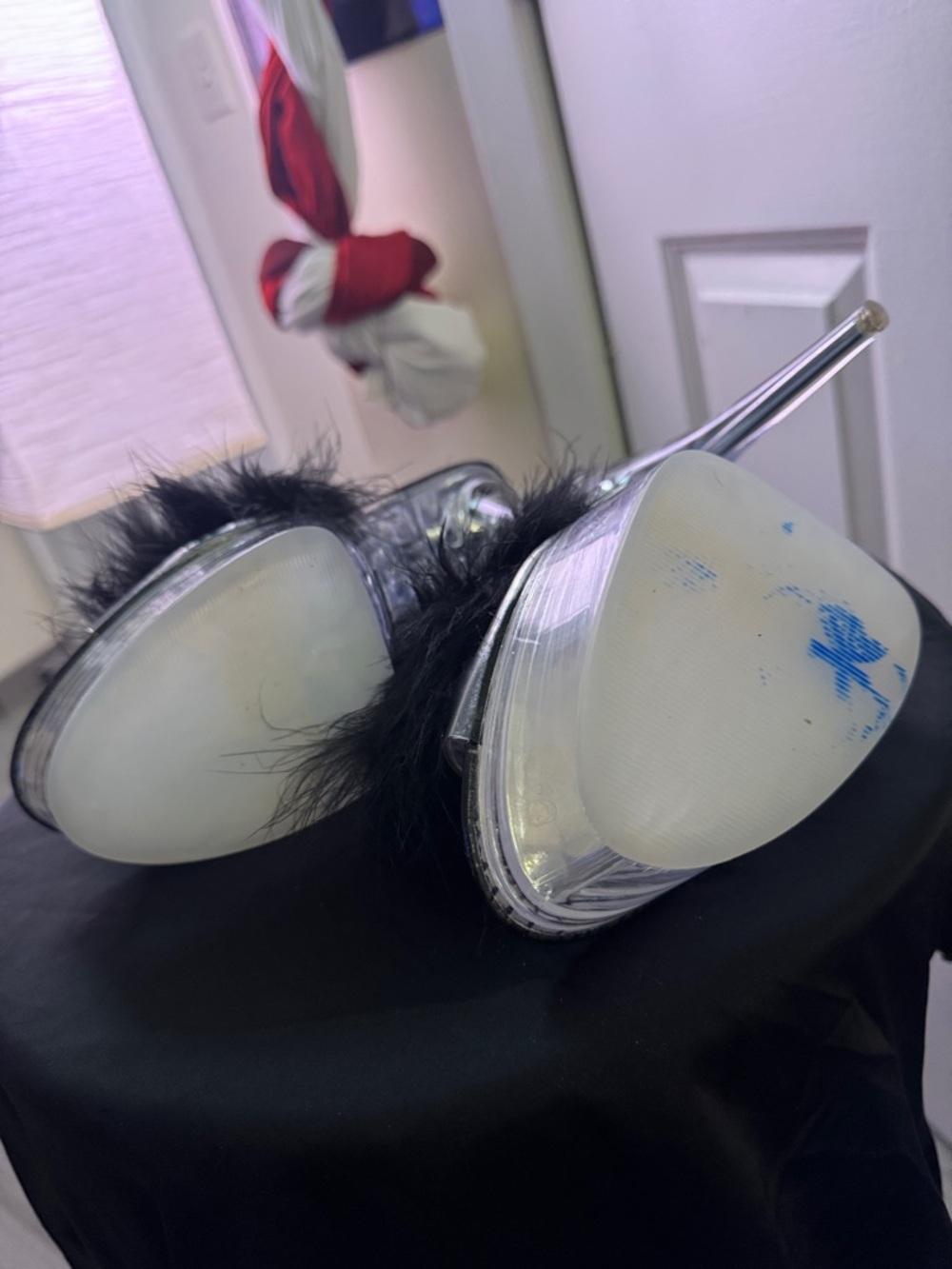 Black Feather Clear Platform Heels - Picture 10 of 10